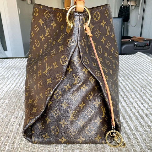 Louis Vuitton Artsy Discontinued Large Bag - Picture 5 of 15